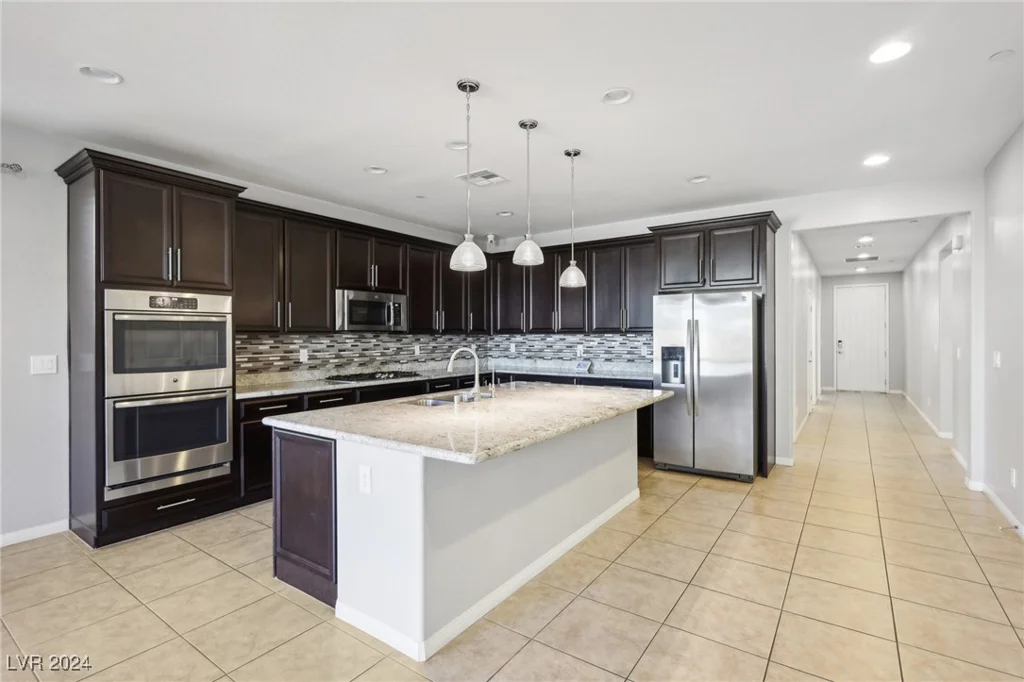 391 Mano Destra, Henderson, NV 89011