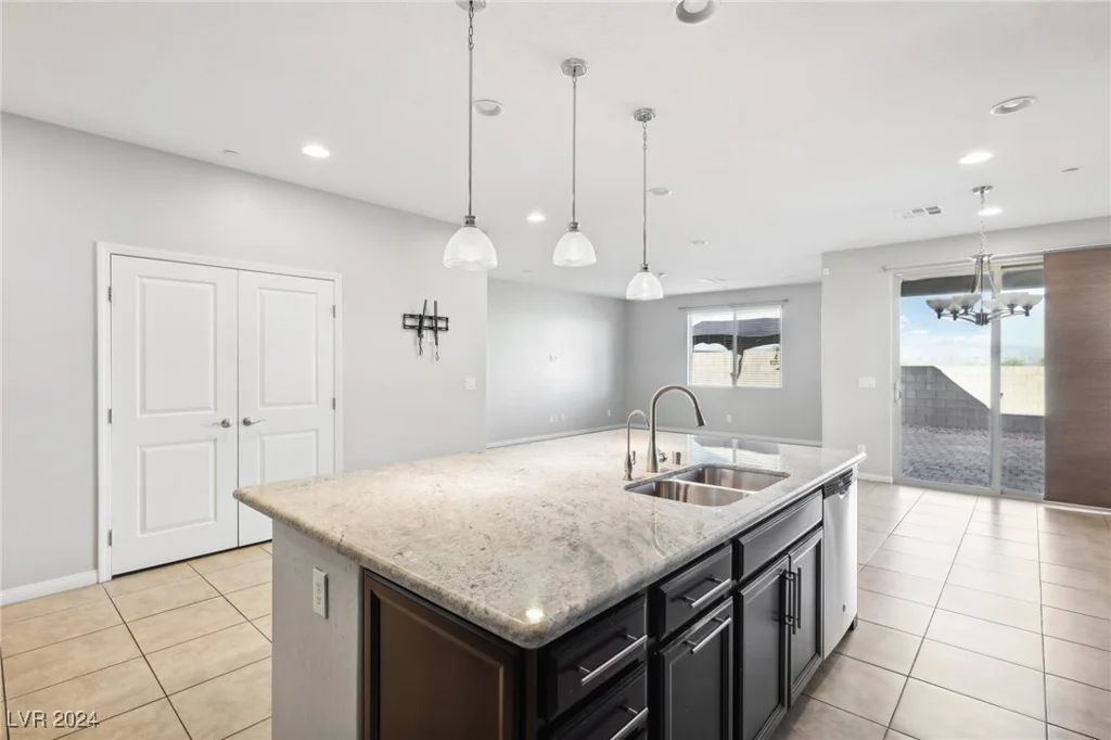 391 Mano Destra, Henderson, NV 89011