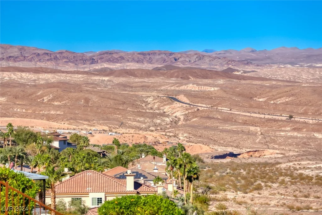 14 Pyrenees, Henderson, NV 89011