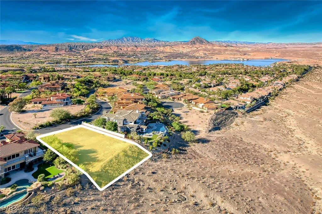 14 Pyrenees, Henderson, NV 89011