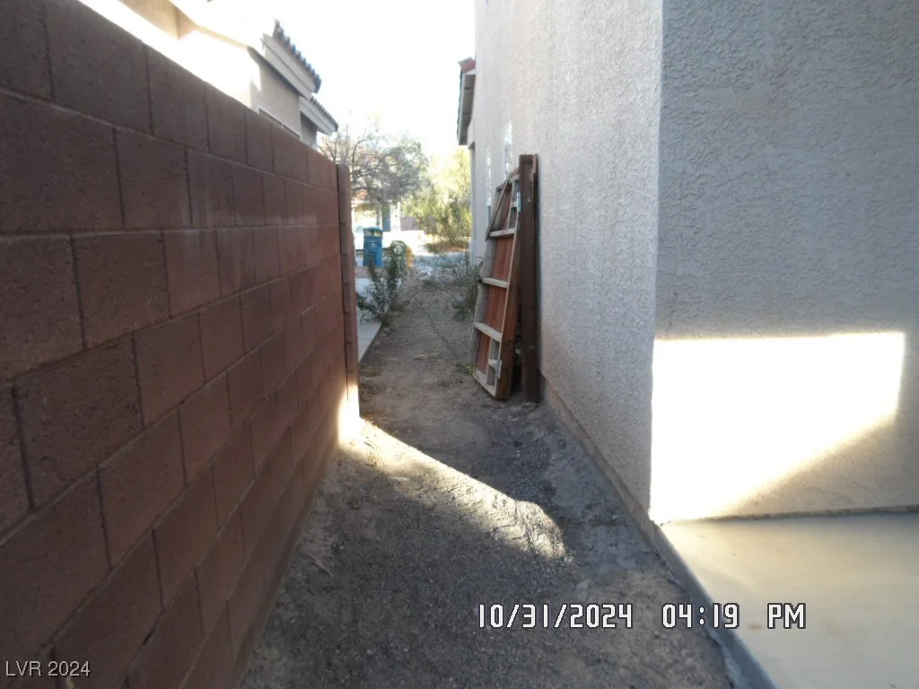 7621 Ribbon Rock, Las Vegas, NV 89139