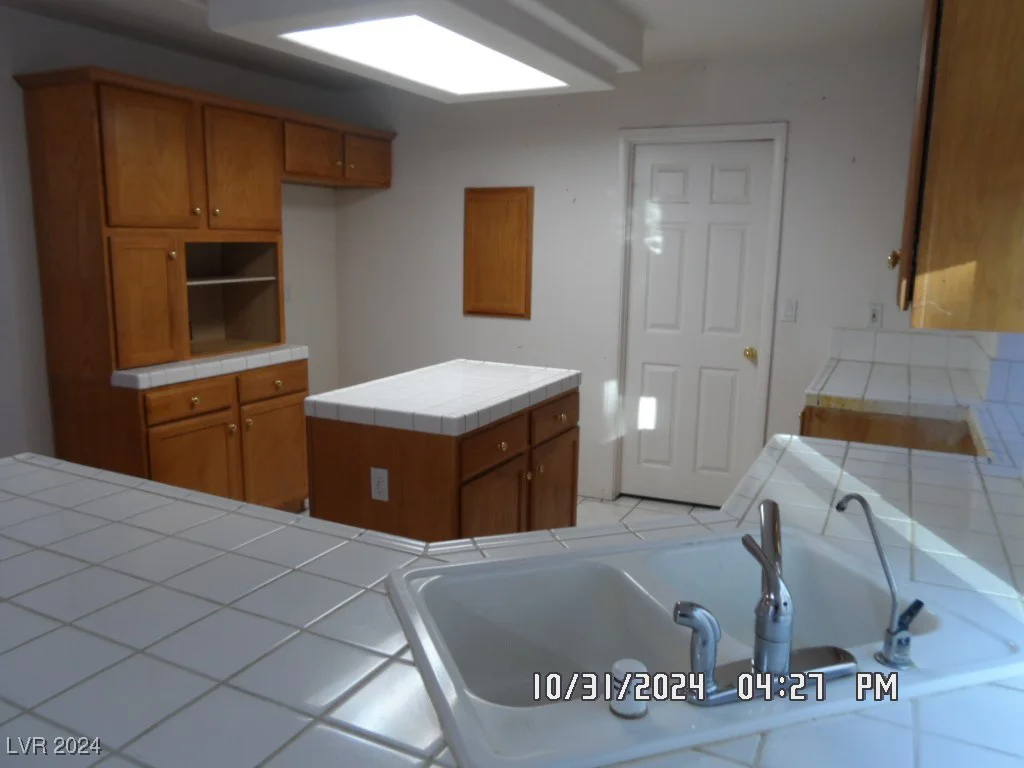 7621 Ribbon Rock, Las Vegas, NV 89139