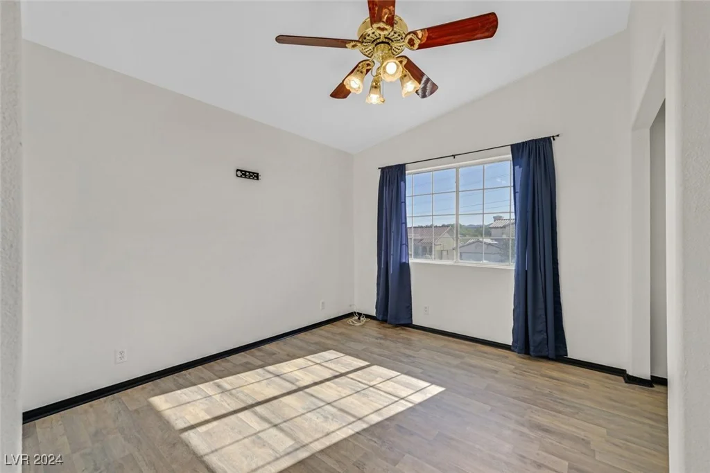 180 Horizon View, Henderson, NV 89015