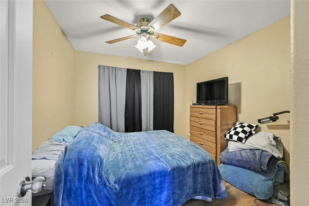 180 Horizon View, Henderson, NV 89015