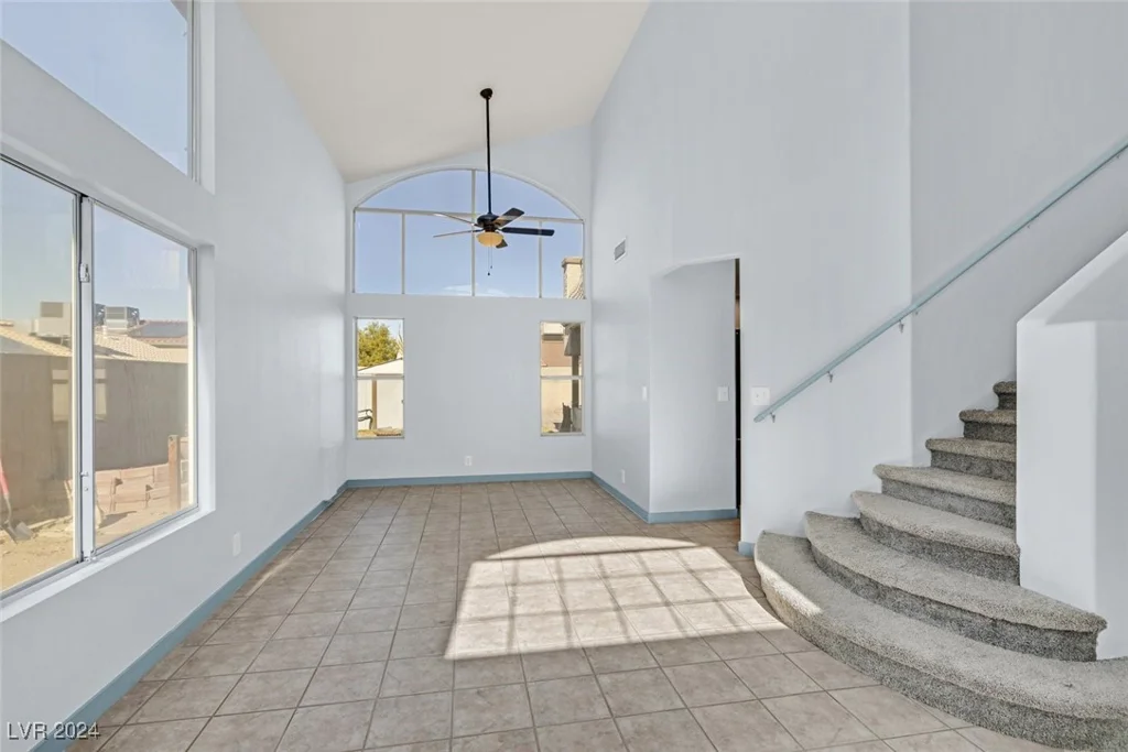 180 Horizon View, Henderson, NV 89015