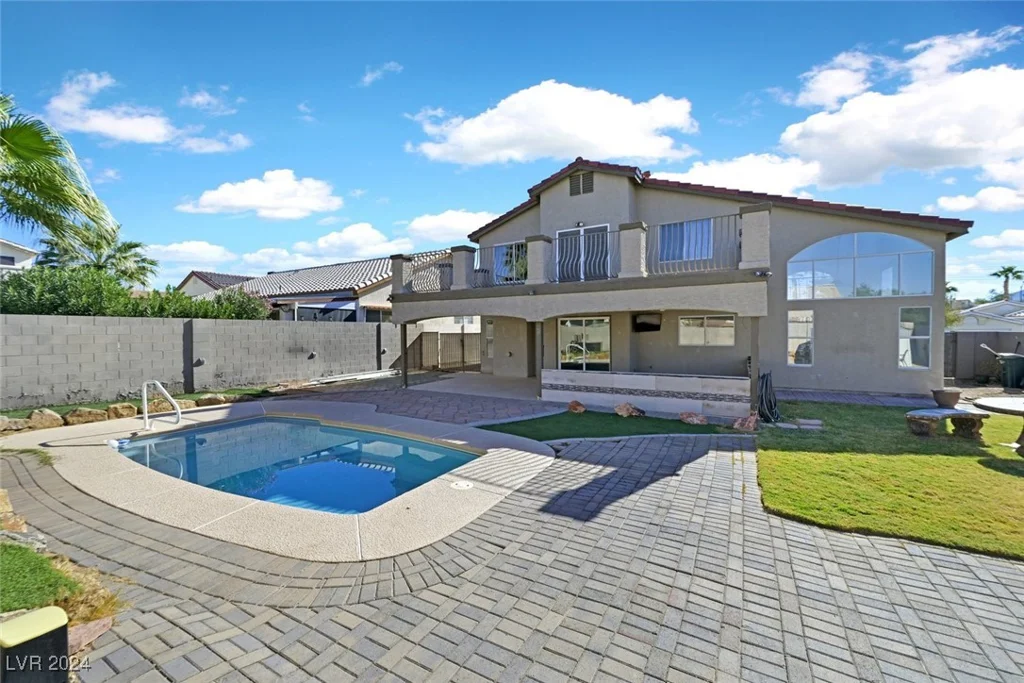 180 Horizon View, Henderson, NV 89015