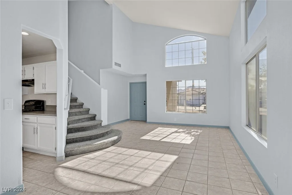 180 Horizon View, Henderson, NV 89015