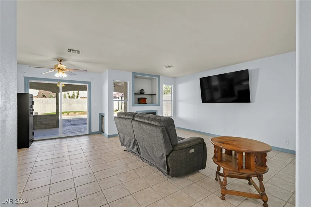 180 Horizon View, Henderson, NV 89015