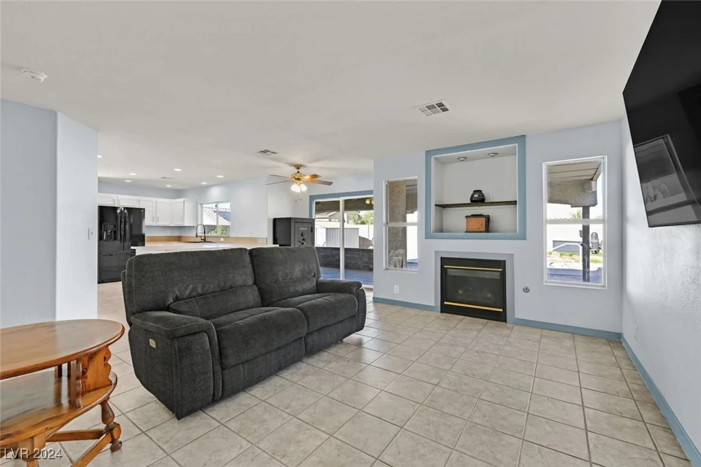 180 Horizon View, Henderson, NV 89015