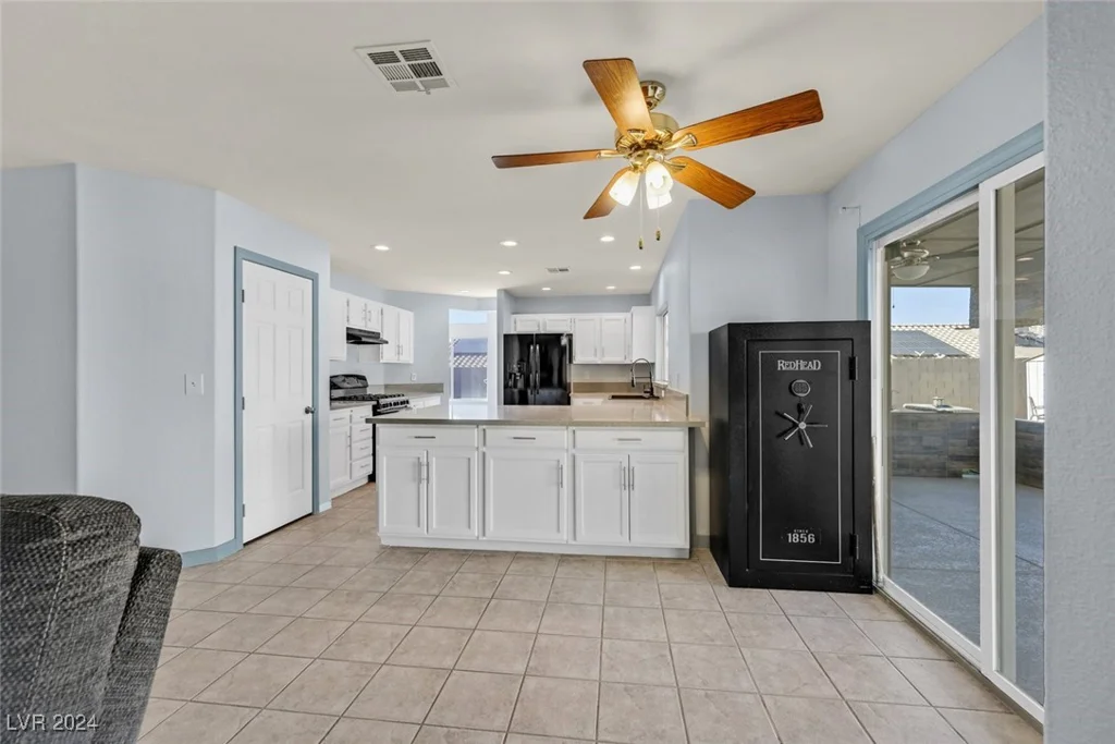 180 Horizon View, Henderson, NV 89015