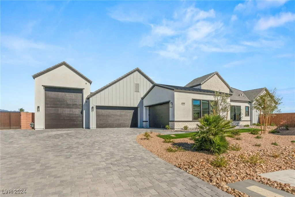 6380 Leeland, Las Vegas, NV 89149