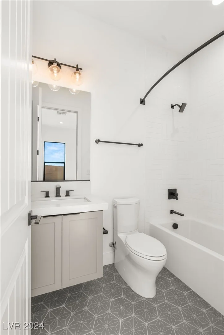 6380 Leeland, Las Vegas, NV 89149