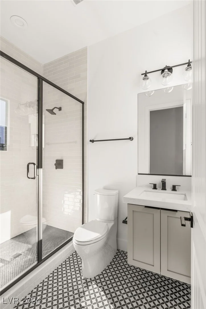 6380 Leeland, Las Vegas, NV 89149