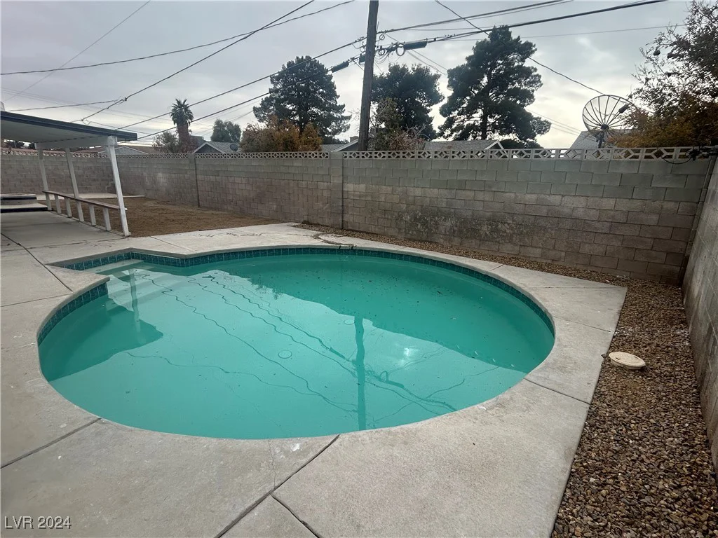 4959 Idaho, Las Vegas, NV 89104