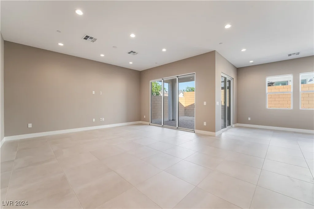 10232 Meandering Dell, Las Vegas, NV 89166