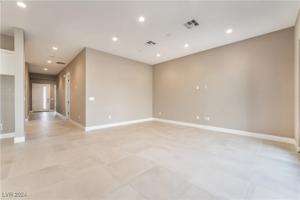 10232 Meandering Dell, Las Vegas, NV 89166