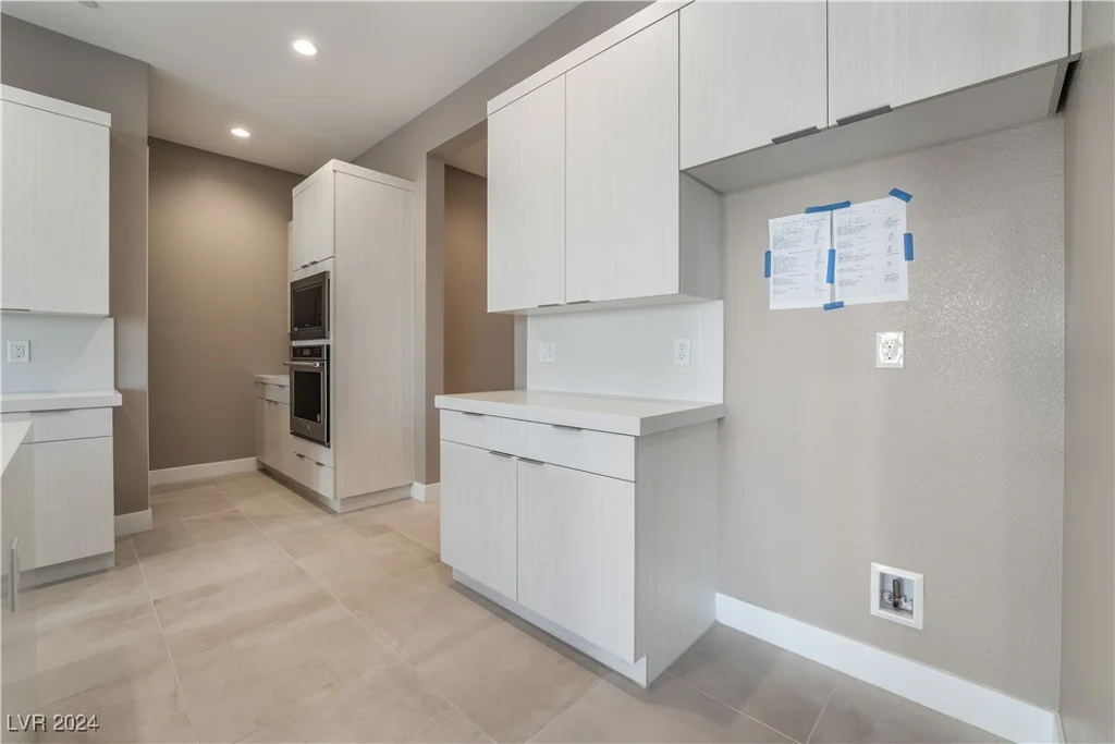 10232 Meandering Dell, Las Vegas, NV 89166