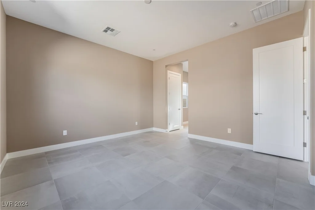 10232 Meandering Dell, Las Vegas, NV 89166