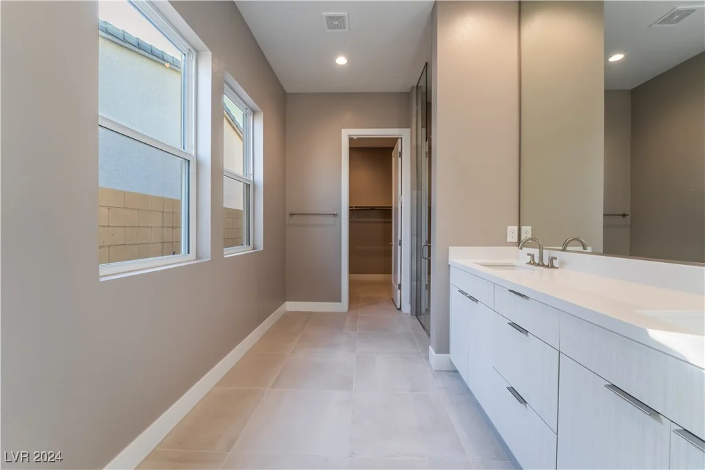 10232 Meandering Dell, Las Vegas, NV 89166
