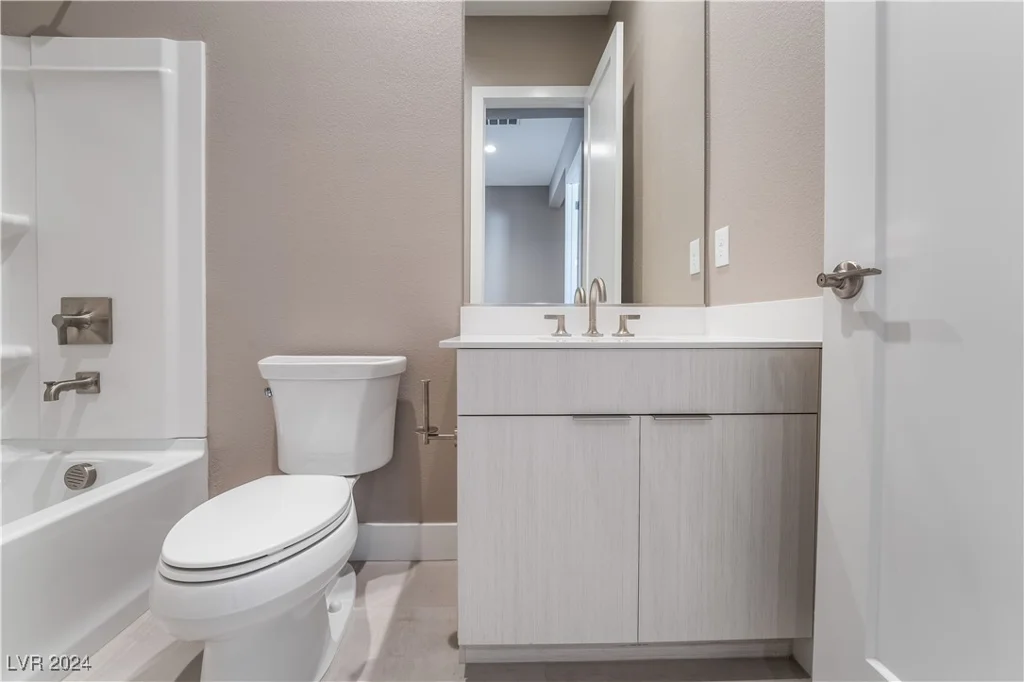 10232 Meandering Dell, Las Vegas, NV 89166