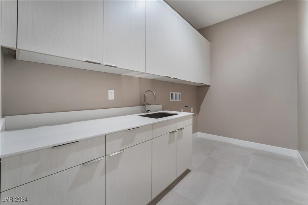 10232 Meandering Dell, Las Vegas, NV 89166
