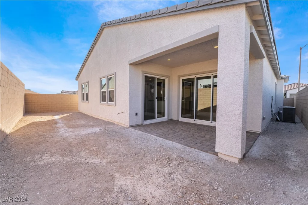 10232 Meandering Dell, Las Vegas, NV 89166