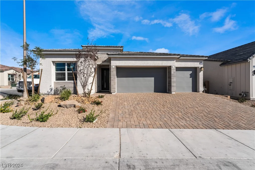 10232 Meandering Dell, Las Vegas, NV 89166