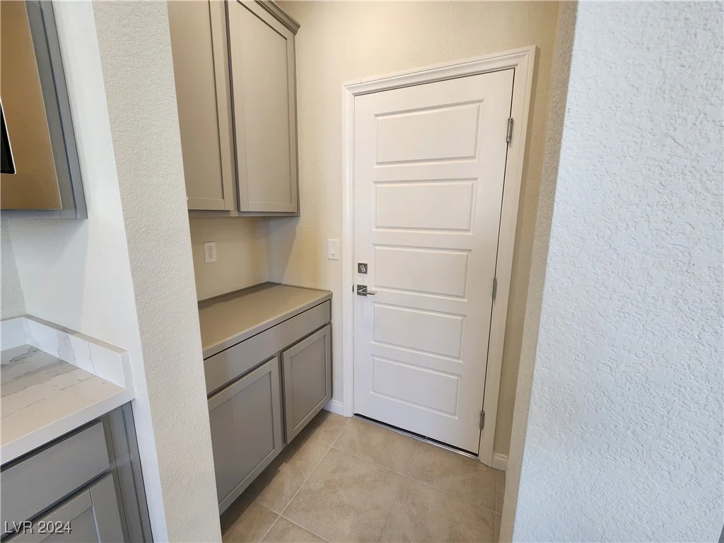9398 Ara Place, Las Vegas, NV 89143