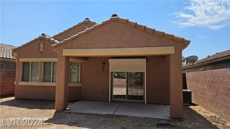 3445 Blue Ash, Las Vegas, NV 89122
