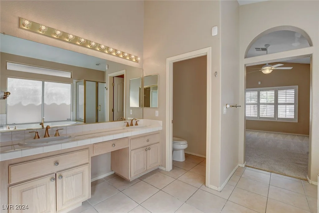 2134 Eaglepath, Henderson, NV 89074