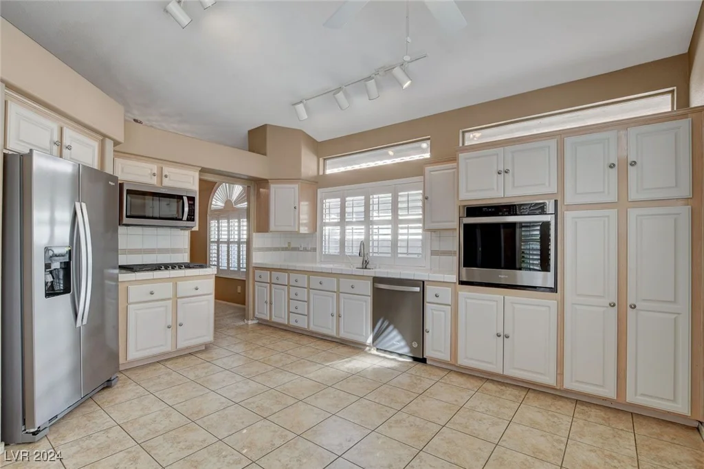 2134 Eaglepath, Henderson, NV 89074