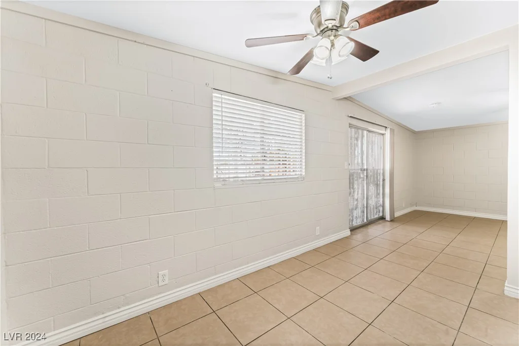 1836 Kenneth, North Las Vegas, NV 89030