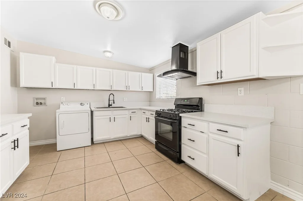1836 Kenneth, North Las Vegas, NV 89030