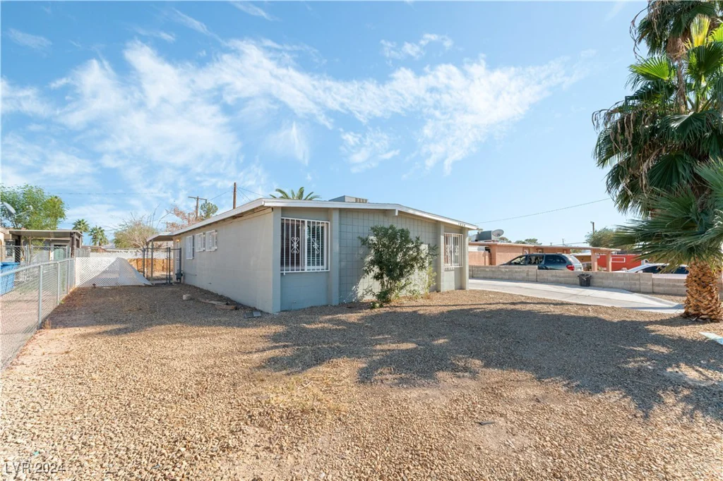 1836 Kenneth, North Las Vegas, NV 89030