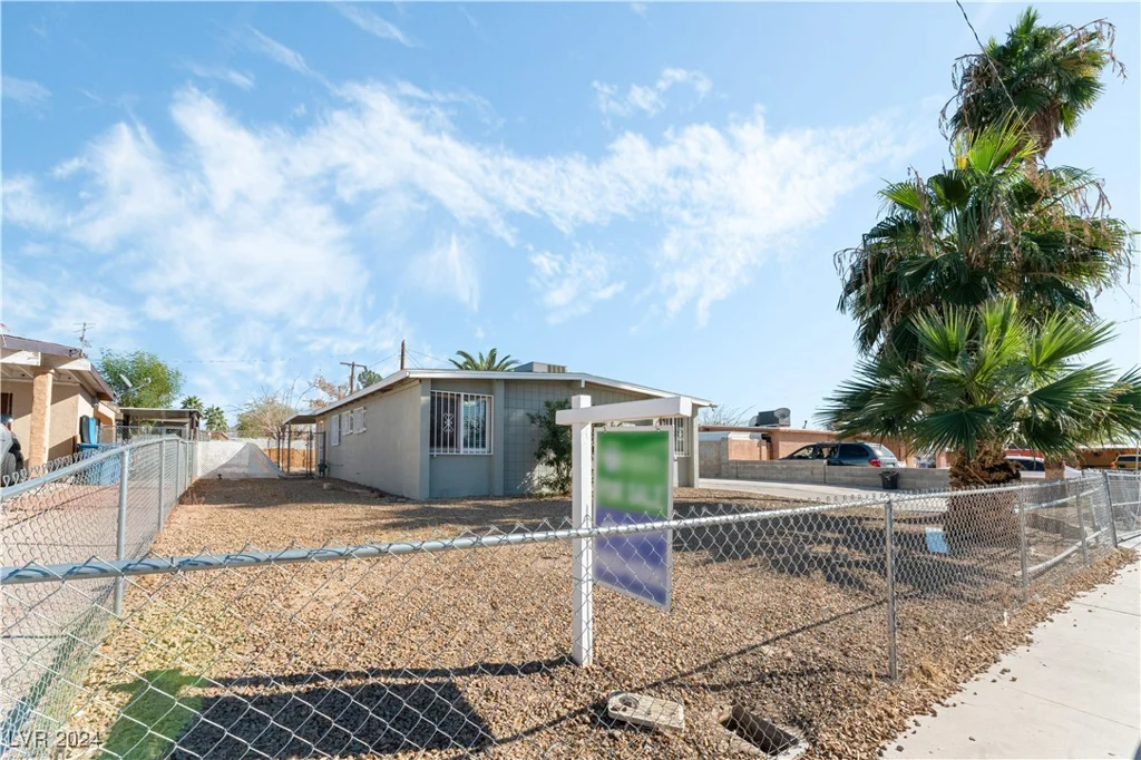 1836 Kenneth, North Las Vegas, NV 89030