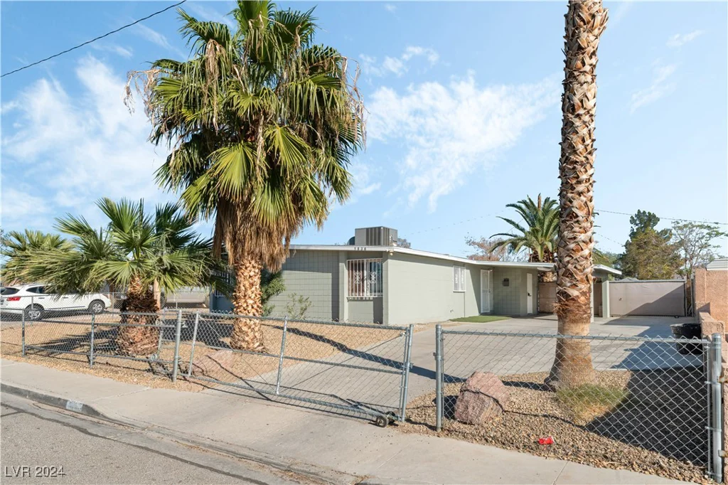 1836 Kenneth, North Las Vegas, NV 89030