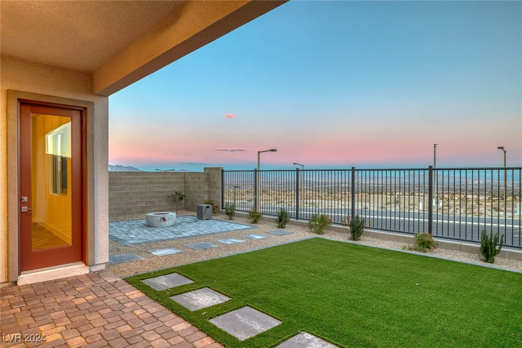 2230 Pigeon Hawk, Las Vegas, NV 89138