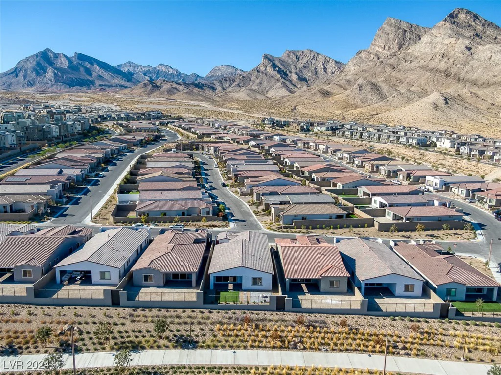 2230 Pigeon Hawk, Las Vegas, NV 89138