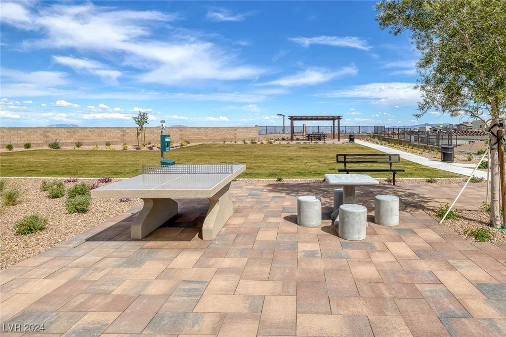 2230 Pigeon Hawk, Las Vegas, NV 89138