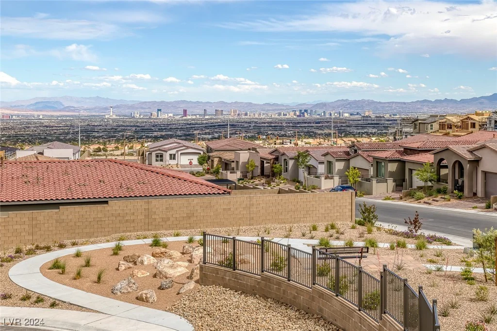 2230 Pigeon Hawk, Las Vegas, NV 89138