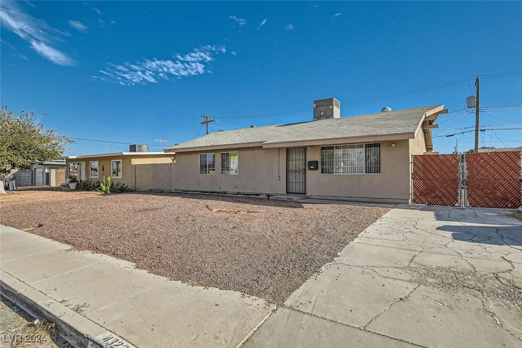 4323 Ridgedale, Las Vegas, NV 89121