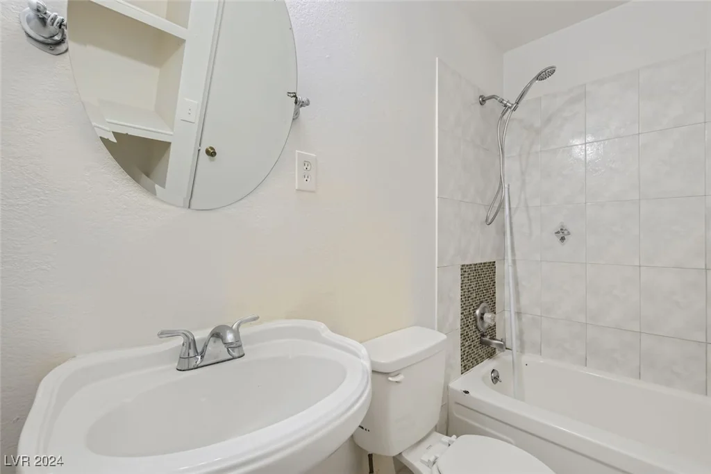 4323 Ridgedale, Las Vegas, NV 89121