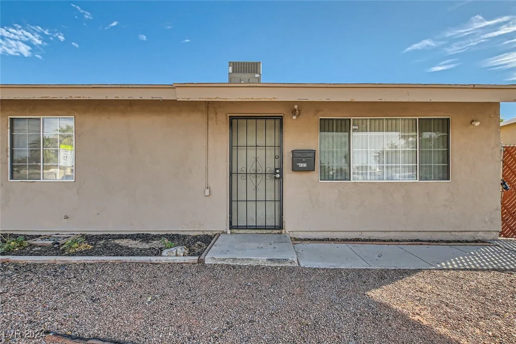 4323 Ridgedale, Las Vegas, NV 89121