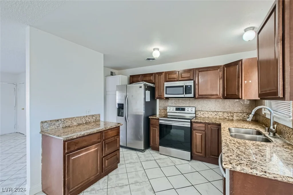 4323 Ridgedale, Las Vegas, NV 89121