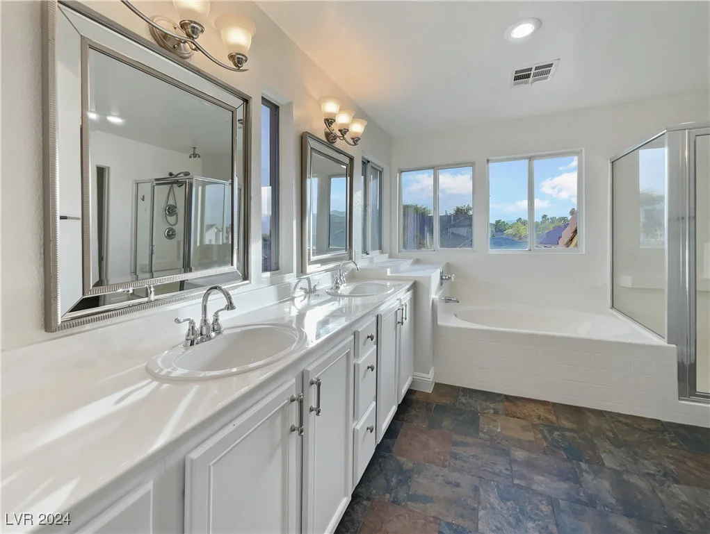 7942 Quail Mountain, Las Vegas, NV 89131