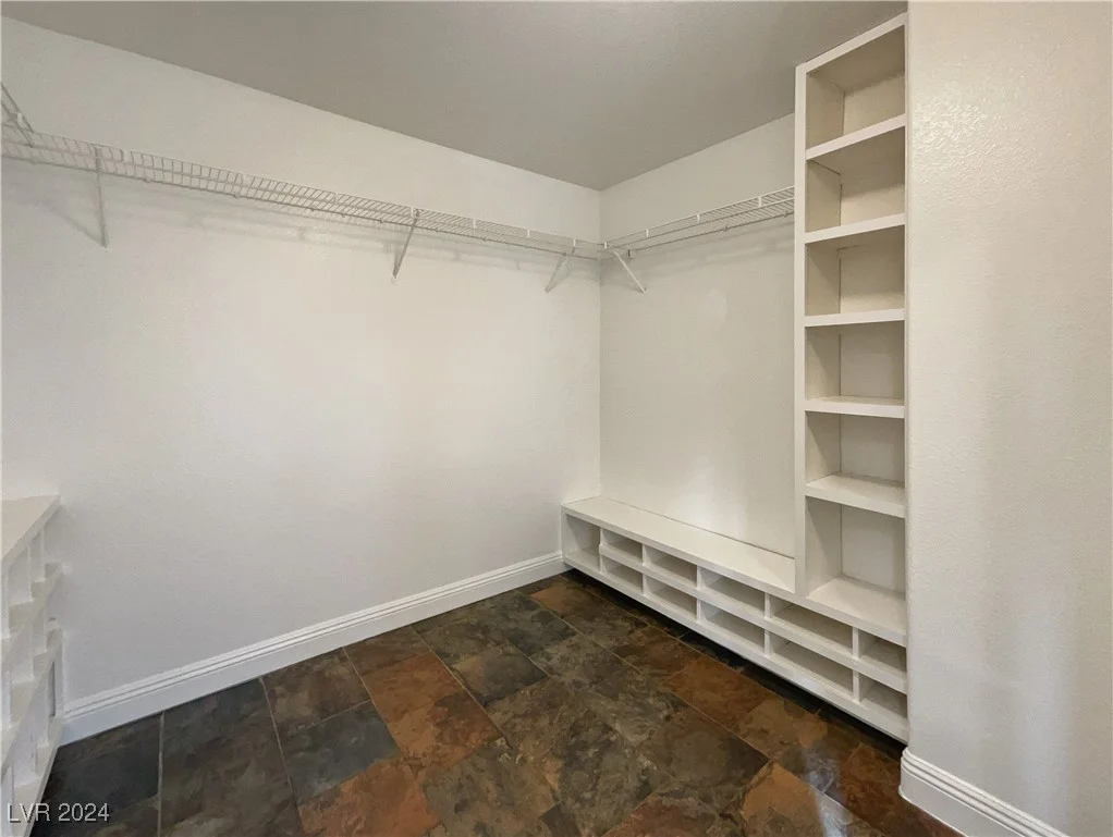 7942 Quail Mountain, Las Vegas, NV 89131