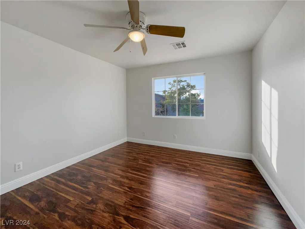 7942 Quail Mountain, Las Vegas, NV 89131