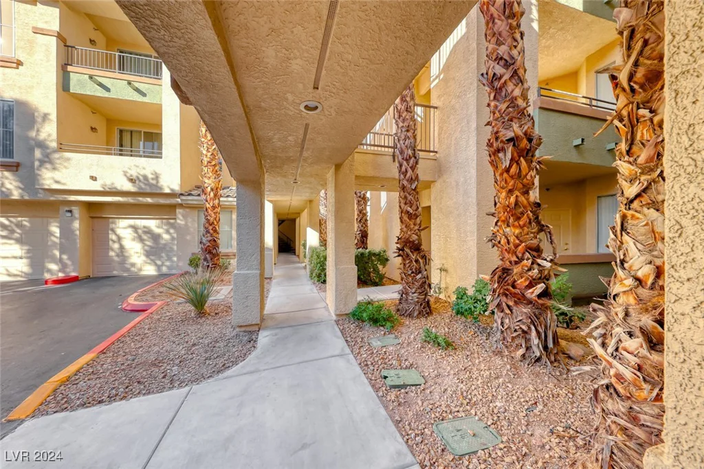 7147 Durango, Las Vegas, NV 89113