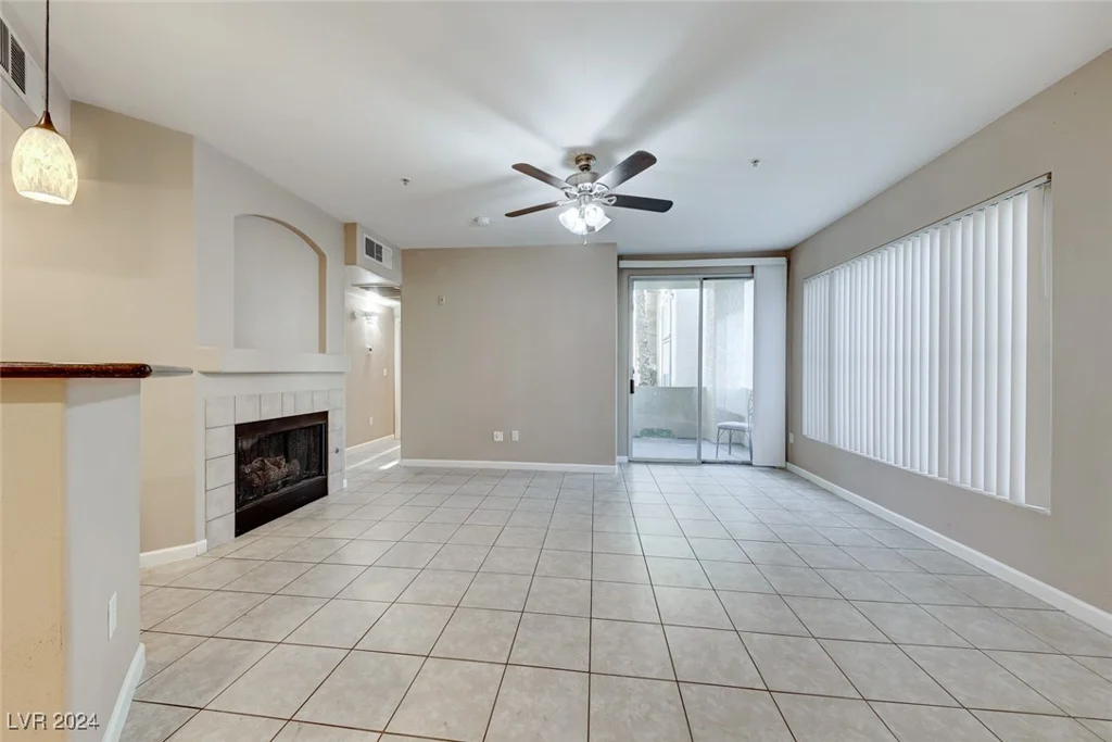 7147 Durango, Las Vegas, NV 89113