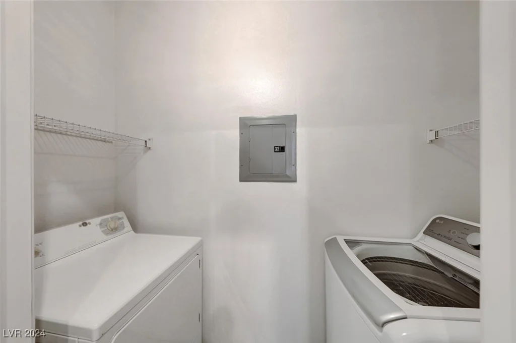 7147 Durango, Las Vegas, NV 89113